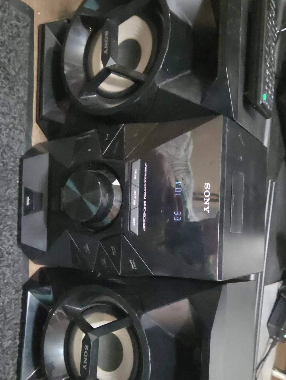 Sony MHC-EC619iP 120W Stereo System CD Player FM USB w/ Speakers & Remote Tested